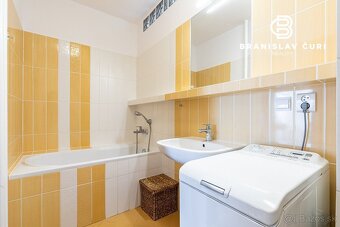 NA PRENÁJOM 3-IZBOVÝ BYT VO VYHĽADÁVANEJ LOKALITE KOŠICE - T - 12