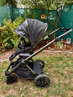 Luxusný kočík AMG Mercedes - 12