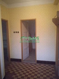 Predaj rodinného domu – stará zachovalá chalúpka s veľkým po - 12