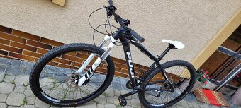 Horský bicykel FUJI TAHOE LE,kolesá 29,rám 17"/43cm,2x10 - 12