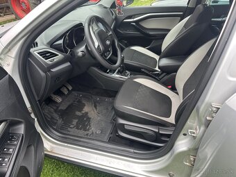 Lada Vesta sw cross - 12