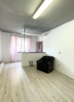 PREDAJ rodinného domu v obci Rúbaň - 12