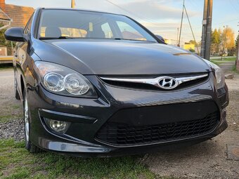 Hyundai i30 1.6 CRDi Facelift mod. 2011 Nová STK SK ŠPZ - 12