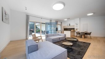 Exkluzívny rezidenčný skvost na hradnom vrchu – Luxusný 4-iz - 12