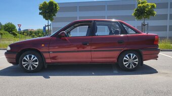 Predám Opel Astra 1.6 - 12