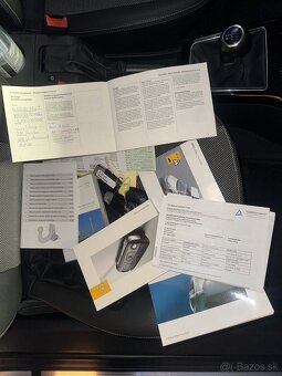 "Opel Astra TwinTop Cabrio 1.8 benzin 2008 Výbava: klíma,rá - 12