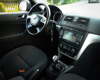 ŠKODA YETI 2.0 TDI 4x4 125kW - EXPERIENCE -XENON, ŤAŽNE - 12
