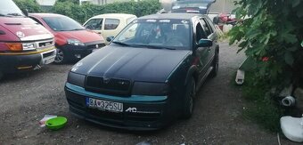 Rozpredám Skodu Oktaviu 1,9tdi RS 81kw upravený motor - 12