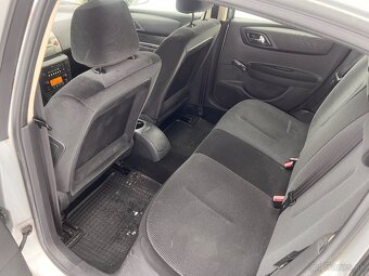 CITROËN C4 (len 64 000 km) - 12
