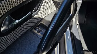 Volkswagen Scirocco 2.0 TSI - 12