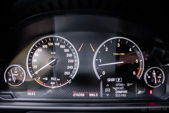BMW Rad 5 Touring 530d xDrive, - 12