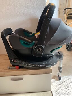 Vajíčko / Autosedačka / Podstavec Britax Römer (Baby Safe) - 12