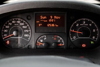 Peugeot Boxer 2.0HDi 163k 333 L2H2 120kW 2017 - 12