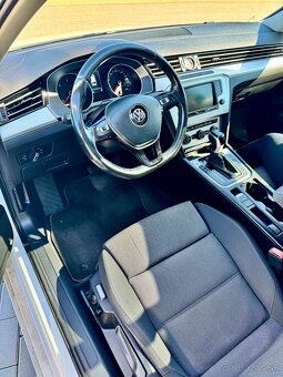 Volkswagen Passat B8 Variant 2.0 TDI BUSINESS DSG/LED/TAŽNE - 12