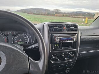 Suzuki Jimny 2011 / 63 kW / 94 120 km - 12
