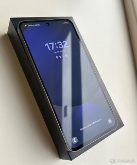 Samsung Galaxy S24 FE 128GB - top stav - 12