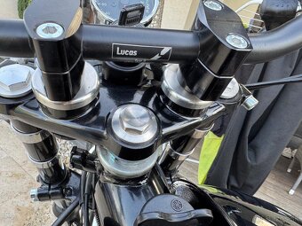 Yamaha SR500 - 12