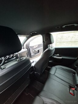 MERCEDES B180d - 12