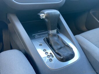 Volkswagen Golf V 1.9tdi DSG - 12