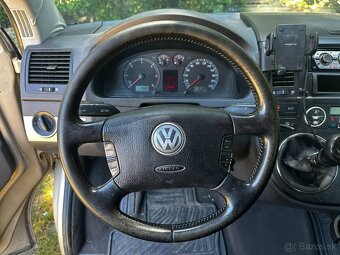Volkswagen Multivan 2.5 TDI 7 miestne - 12