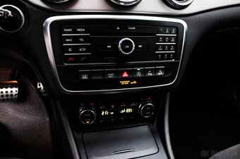 Mercedes-Benz GLA 220d 4MATIC AMG - Line - 12