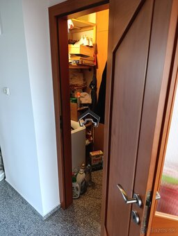 Na prenájom veľký 4i byt s loggiou, balkónom, dvoma pivnicam - 12