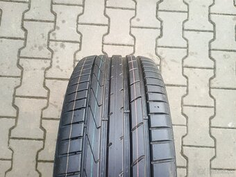 Orig. sada Audi, VW, Škoda, Seat 5x112 R19 + pneu 235/40 R19 - 12