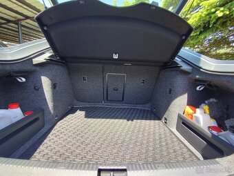 Škoda Octavia 3 1.6 TDi 81 kw - 12