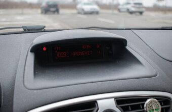 Renault Clio Grandtour 1.2 SK / 1.majiteľ - 12