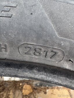 Zimné pneumatiky Hankook 235/45 R18 - 12