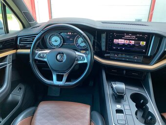 Volkswagen Touareg 3.0 V6 TDI Elegance 4Motion DPH - 12