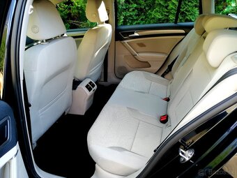 Volkswagen Golf - 12