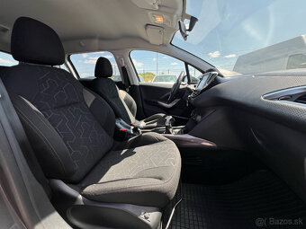 Peugeot 2008 1.2 benzín, 60kW, MT/5, rok:2016. - 12