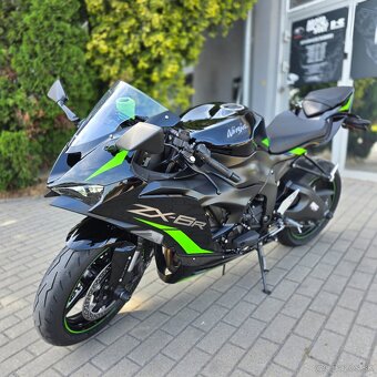 Kawasaki ZX6R čierna 2025 - 2380 km - SC Project - 12