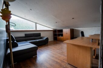 Na predaj výrobná a skladová hala o veľkosti 1.024m2 - 12