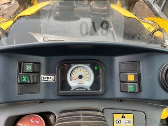 Predam traktorbager new holland b115b - 12