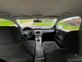 VW Passat B6 sedan, 2.0 TDi 103kw - 12