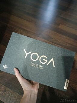 Lenovo Yoga smart tab - 12