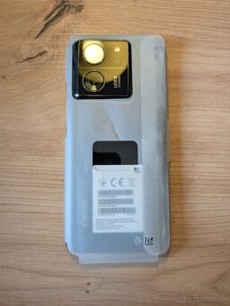 Predám Xiaomi 13T Pro 12gb / 512gb - 12