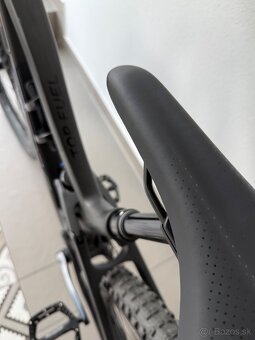 TREK BIKE - 12
