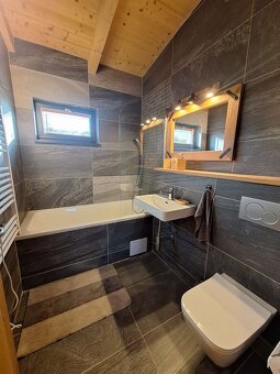 Predaj VILLA v Bobrovníku – Luxusný Rekreačný Dom pri Maríne - 12