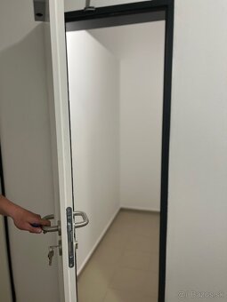 Prenájom 2-izbový byt Galanta -West  veľká terasa - 12