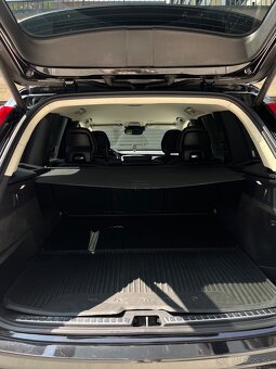 Volvo XC90 D5 235k Drive-E Inscription AWD A/T - 12