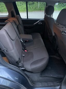 Nissan Pathfinder, r. v. 2007, 128kw, nová STK - 12