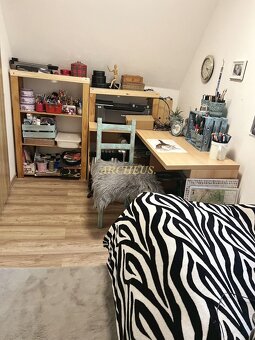 NA PREDAJ CELOROČNE OBÝVATEĽNÁ CHALUPA - 12