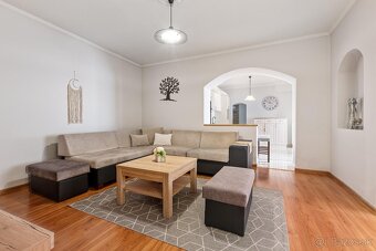 Rodinný dom s vidieckým štýlom na predaj v obci Tomášikovo - 12