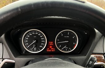 BMW X6 xDrive 40d, 5miestne, HUD, 127 203km, Výnimočý stav - 12