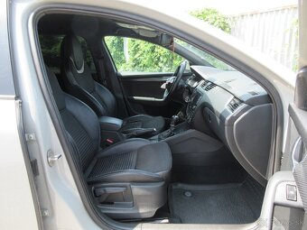 Škoda Octavia Combi 2.0 TDI DPF RS DSG - 12