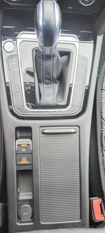 Passat B8 GTE hybrid - 12