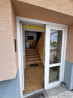 NOVÁ CENA- 3,5 izbový byt pod lesom - 12